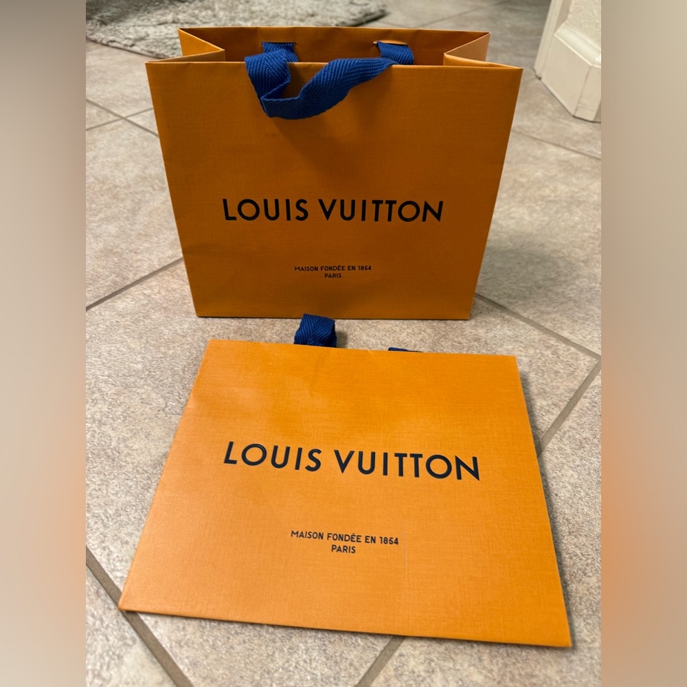 Small Louis Vuitton shopping bags